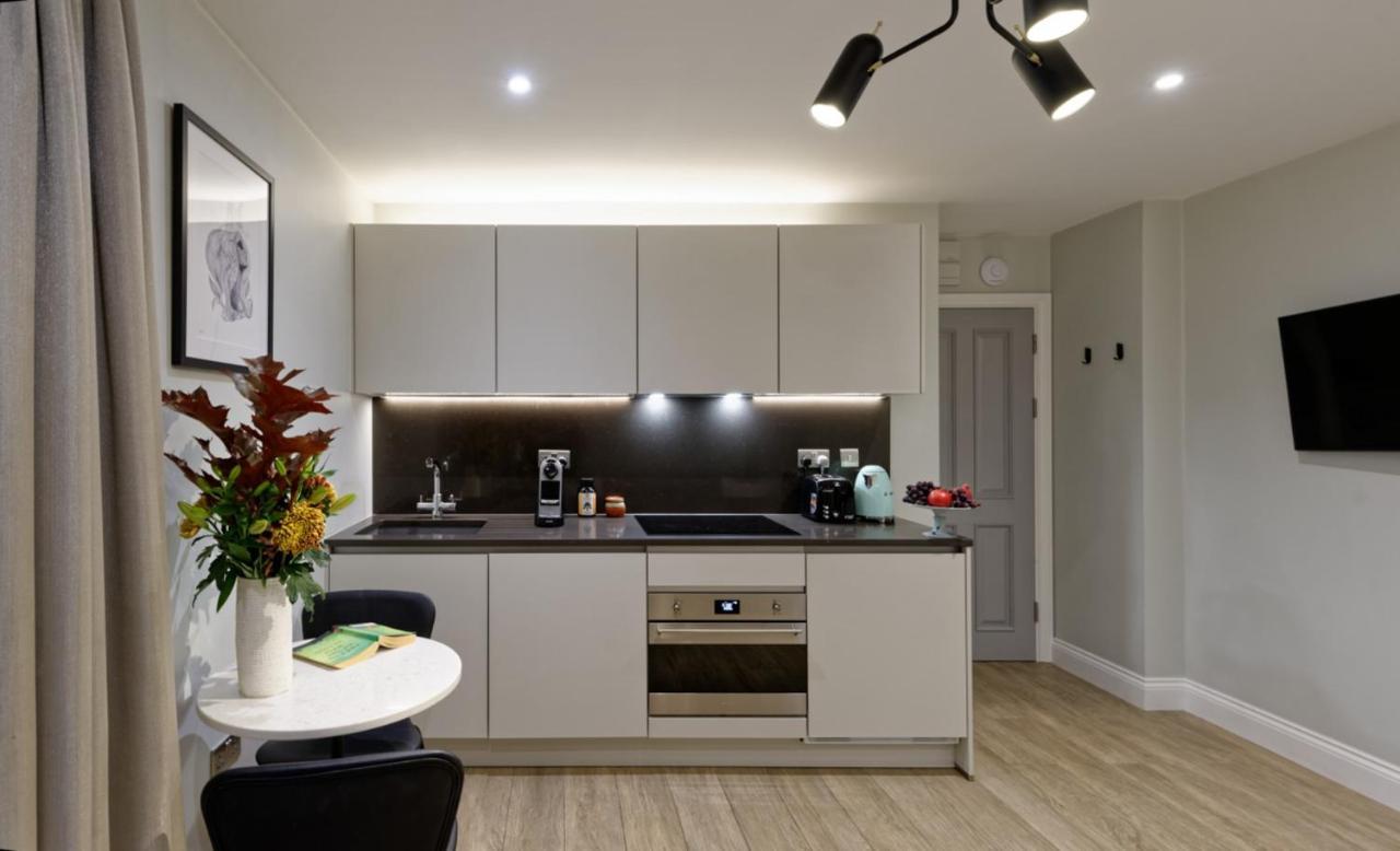 The Residen Kensington Aparthotel London Exterior photo